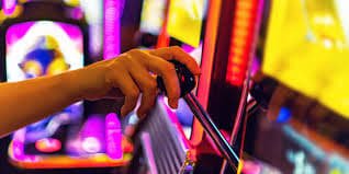 Responsible mobile gaming reminder with budget and time controls
